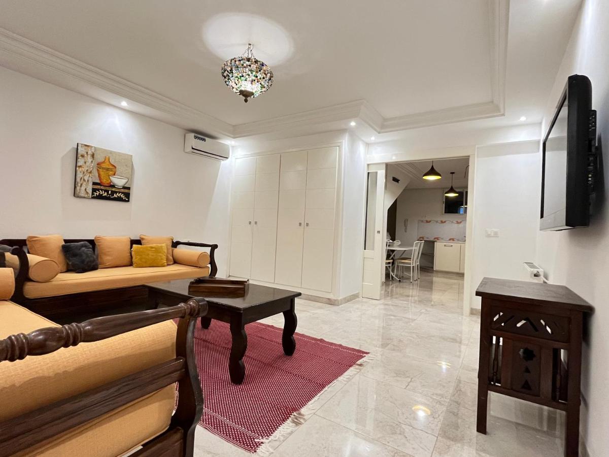 Le BardoSublime Duplex Au Bardo Tunisアパートメント エクステリア 写真